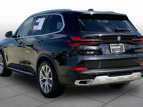 Used 2025 BMW X5 xDrive50e AWD/4WD image 12