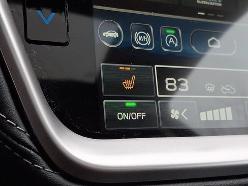 Certified 2025 Subaru Outback Limited image 24