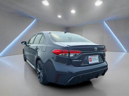 Certified 2025 Toyota Corolla SE FWD image 25