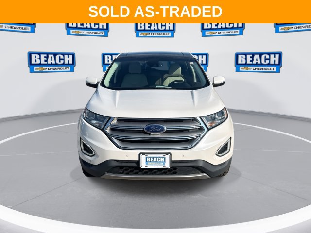Used 2017 Ford Edge Titanium w/ Equipment Group 302A FWD image 3