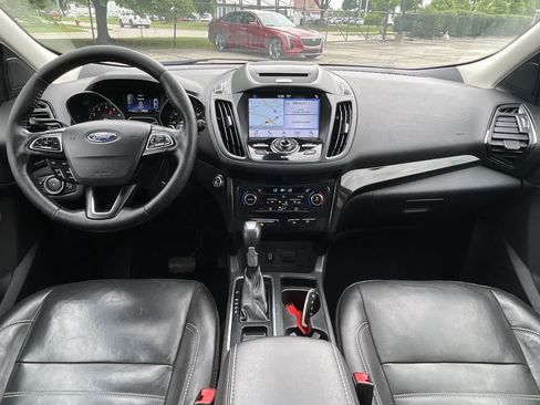 Used 2017 Ford Escape Titanium AWD/4WD image 10