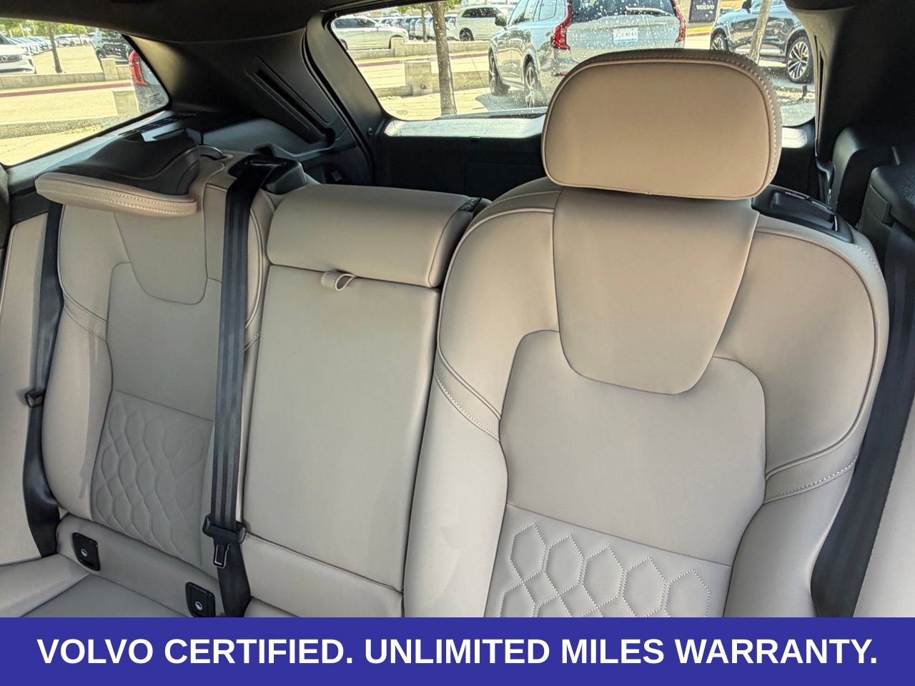 Certified 2026 Volvo XC60 B5 Plus AWD/4WD image 32