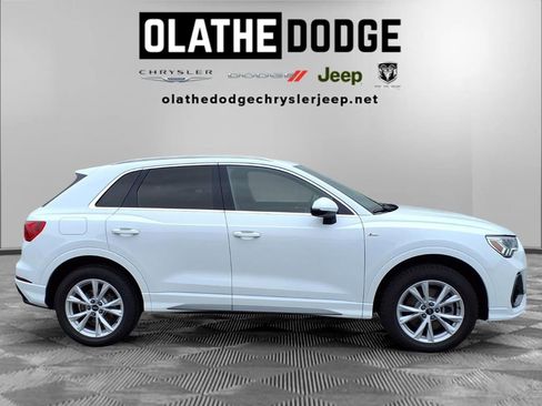 Used 2025 Audi Q3 2.0T Premium AWD/4WD image 28
