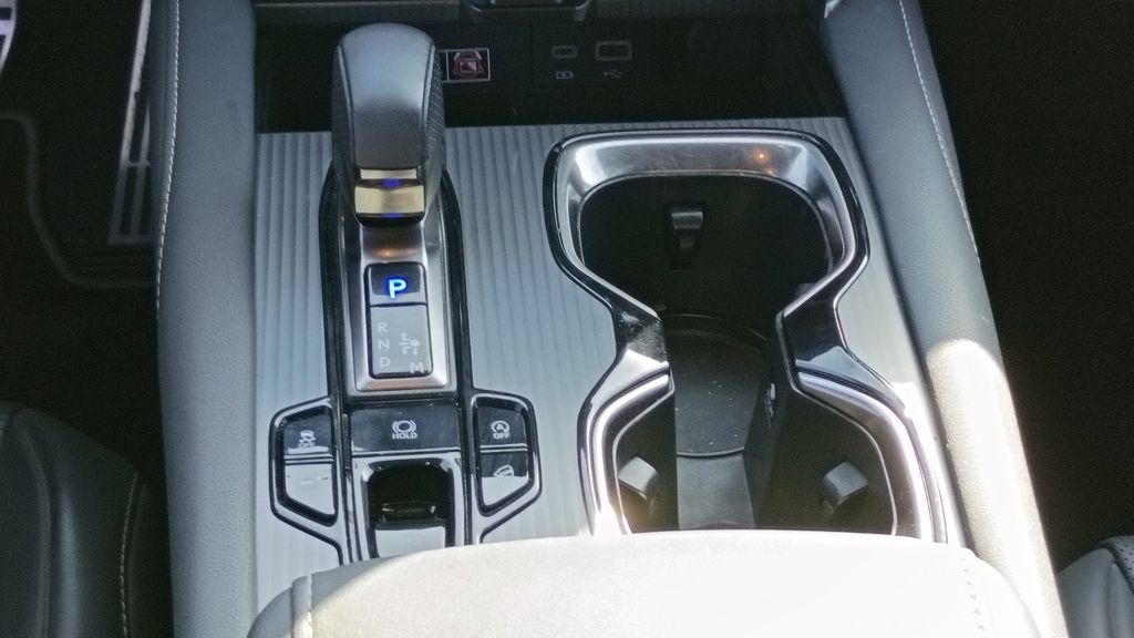 Used 2024 Lexus RX 350 F Sport w/ Convenience Package AWD/4WD image 24