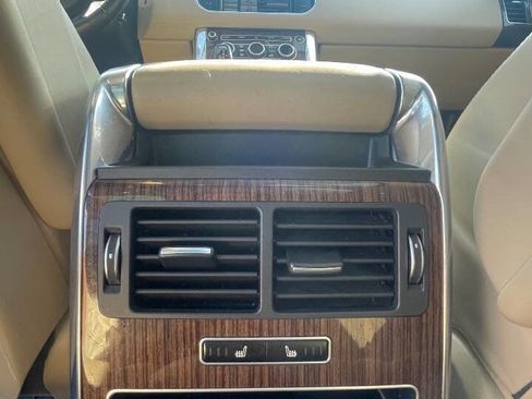 Used 2014 Land Rover Range Rover Sport HSE image 22