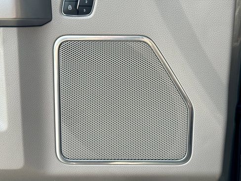 Used 2019 Ford F350 Limited AWD/4WD image 36