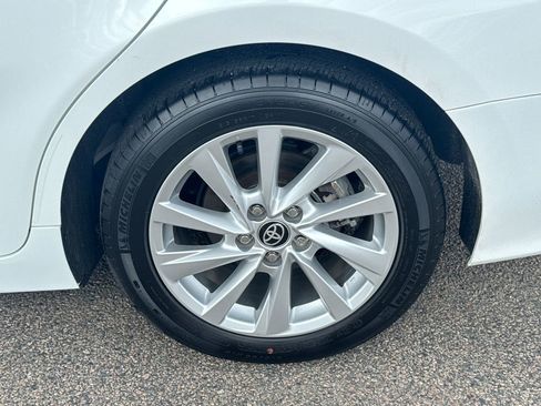 Used 2023 Toyota Camry LE image 38