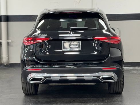 Used 2026 Mercedes-Benz GLC 300 GLC 300 image 12