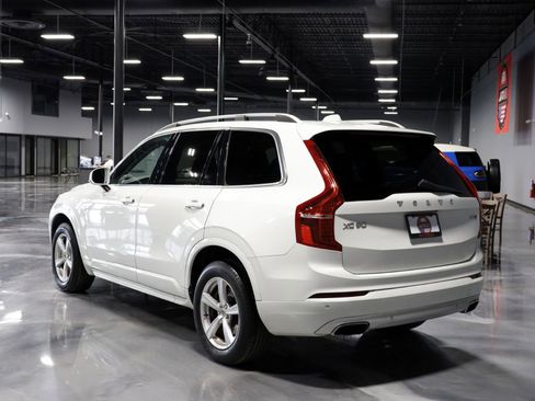 Used 2016 Volvo XC90 T5 Momentum AWD/4WD image 5