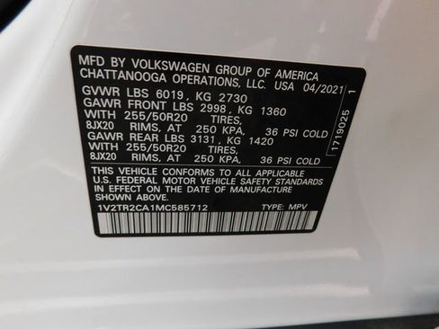 Used 2021 Volkswagen Atlas SEL Premium image 38