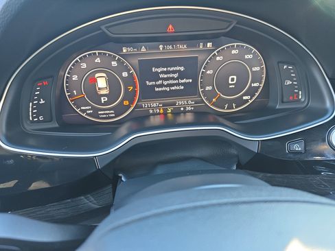 Used 2017 Audi Q7 3.0T Premium Plus image 21