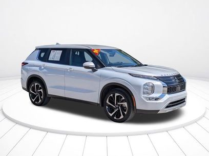 Used 2024 Mitsubishi Outlander SE