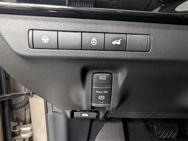 Used 2025 Nissan Murano SL AWD/4WD image 13