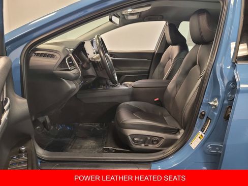 Used 2023 Toyota Camry XSE image 18