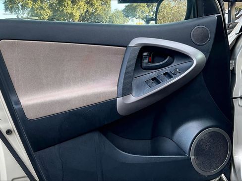 Used 2007 Toyota RAV4 2WD V6 image 22