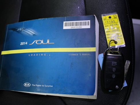 Used 2014 Kia Soul ! w/ Sun & Sound Package FWD image 49