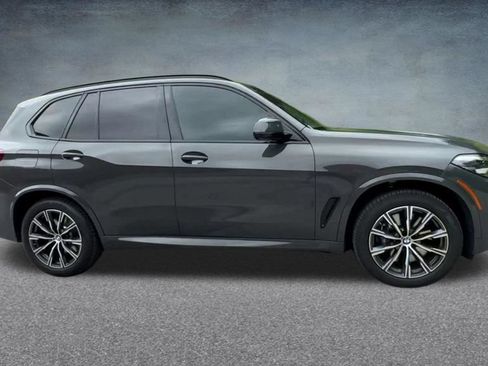 Used 2022 BMW X5 M50i w/ Premium Package AWD/4WD image 27