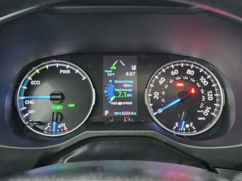 Used 2019 Toyota RAV4 XLE image 26