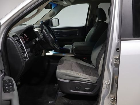 Used 2016 RAM 1500 Big Horn AWD/4WD image 11