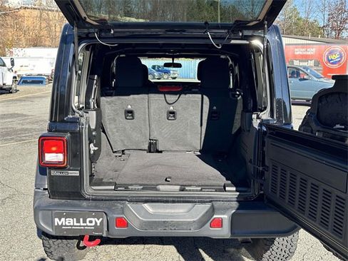Used 2021 Jeep Wrangler Unlimited Rubicon w/ Cold Weather Group image 23
