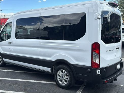 Used 2022 Ford Transit 350 XLT RWD image 5