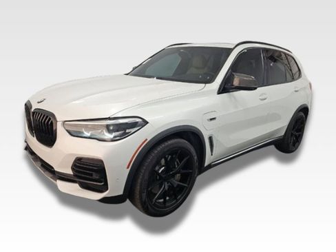 Used 2022 BMW X5 xDrive45e AWD/4WD image 1