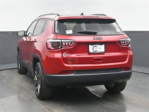 New 2026 Jeep Compass Latitude image 4
