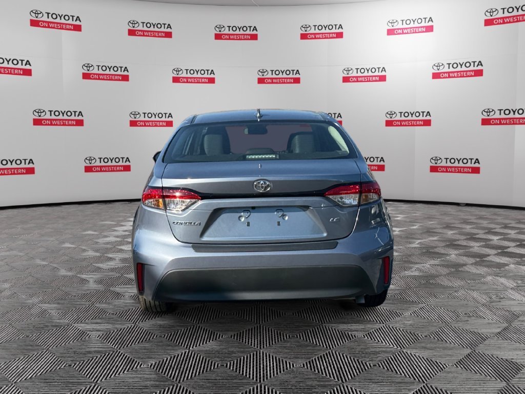 Used 2025 Toyota Corolla LE w/ LE Premium Package FWD image 6