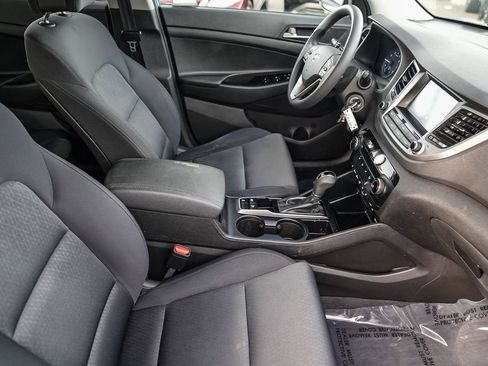 Used 2018 Hyundai Tucson SEL image 17