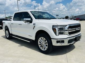 New 2025 Ford F150 Lariat w/ Equipment Group 502A High video 2