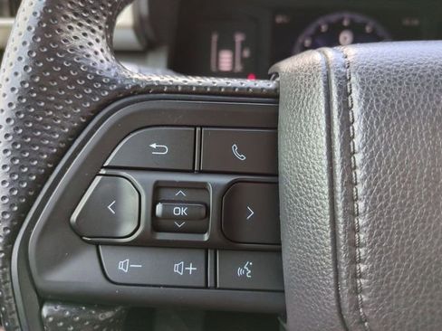 Used 2025 Toyota Tacoma SR5 AWD/4WD image 23