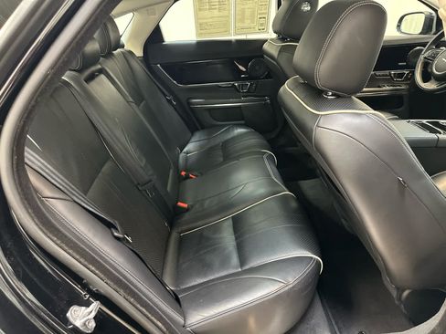 Used 2017 Jaguar XJ R-Sport AWD/4WD image 20