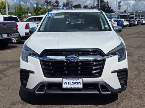 Used 2023 Subaru Ascent Touring AWD/4WD image 8