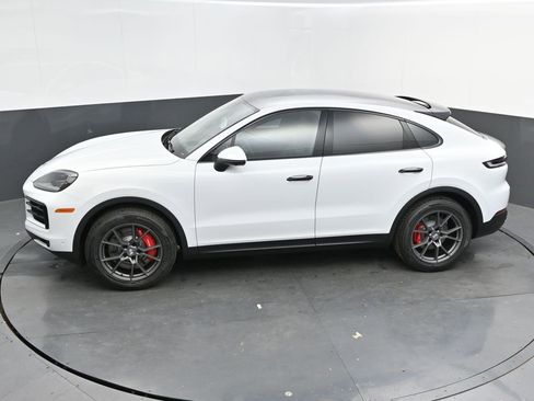New 2025 Porsche Cayenne S image 41