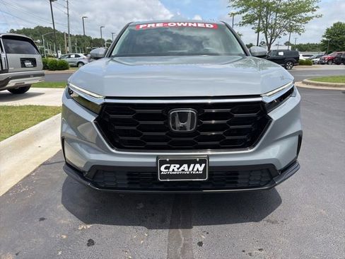 Used 2025 Honda CR-V EX image 3
