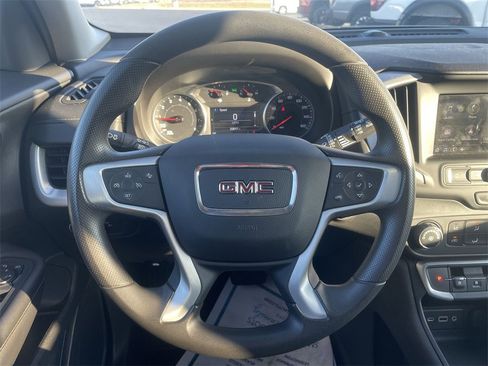 Used 2024 GMC Terrain SLE image 14