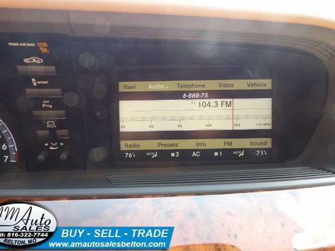 Used 2010 Mercedes-Benz S 550 4MATIC image 11