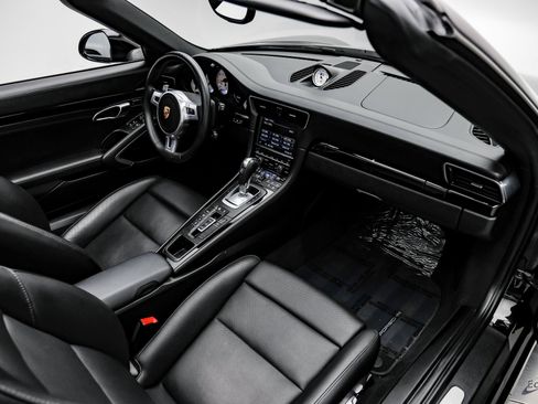 Used 2015 Porsche 911 Turbo image 51