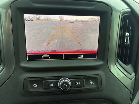 Used 2025 Chevrolet Silverado 2500 Custom w/ Custom Value Package image 15