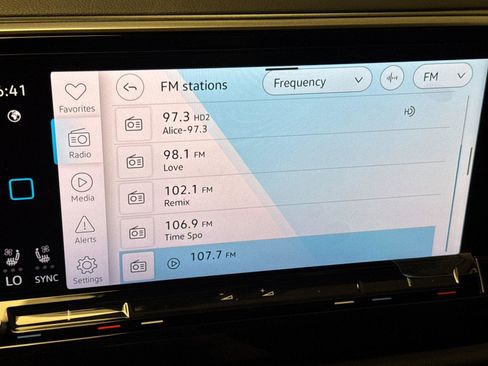 New 2026 Volkswagen Atlas SE image 18