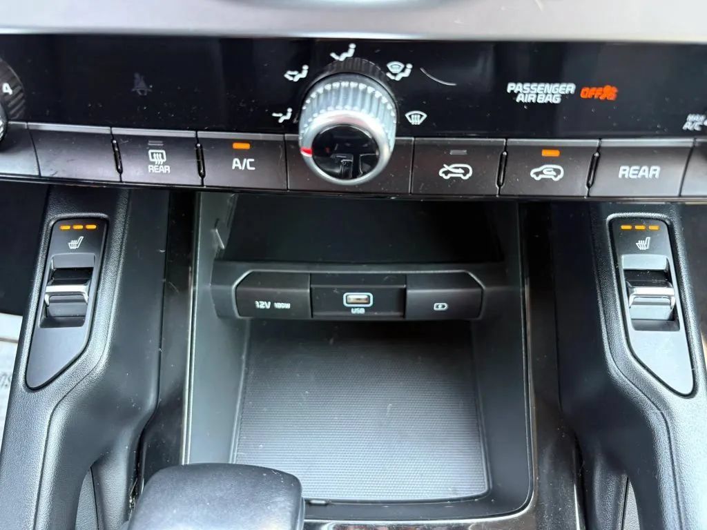 Used 2021 Kia Telluride S AWD/4WD image 14
