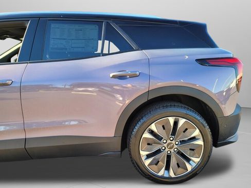 New 2026 Chevrolet Blazer EV LT w/ Super Cruise Package image 18