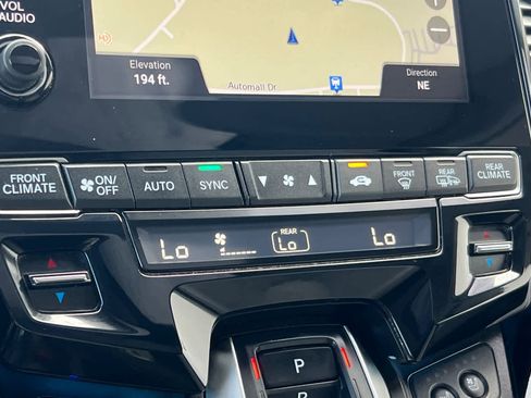 Used 2022 Honda Odyssey Elite image 25