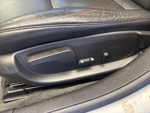 Used 2013 Chevrolet Impala LTZ FWD image 13