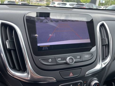 Used 2019 Chevrolet Equinox Premier AWD/4WD image 13