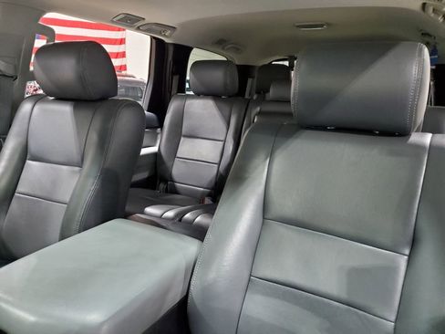 Used 2019 Toyota Sequoia SR5 image 38