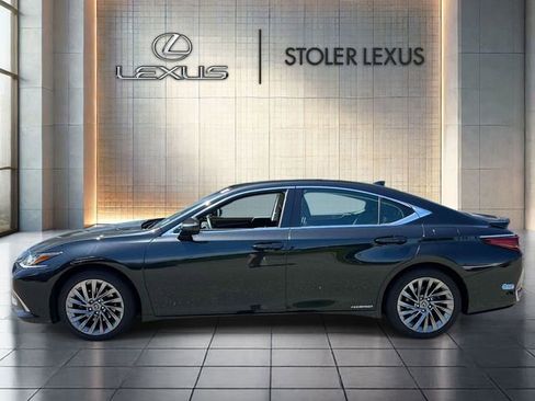 Used 2019 Lexus ES 300h FWD image 4