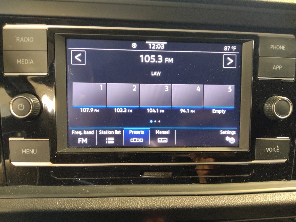 Used 2022 Volkswagen Jetta Sport FWD image 25