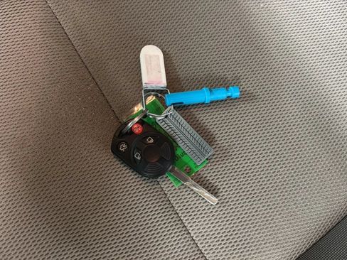 Used 2013 Ford Focus SE FWD image 22