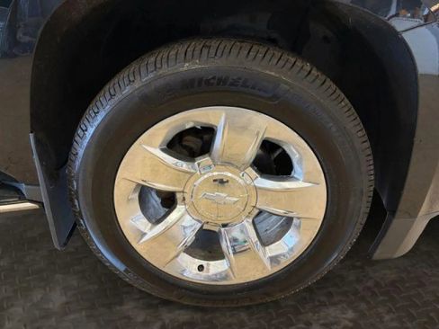 Used 2016 Chevrolet Tahoe LTZ AWD/4WD image 39
